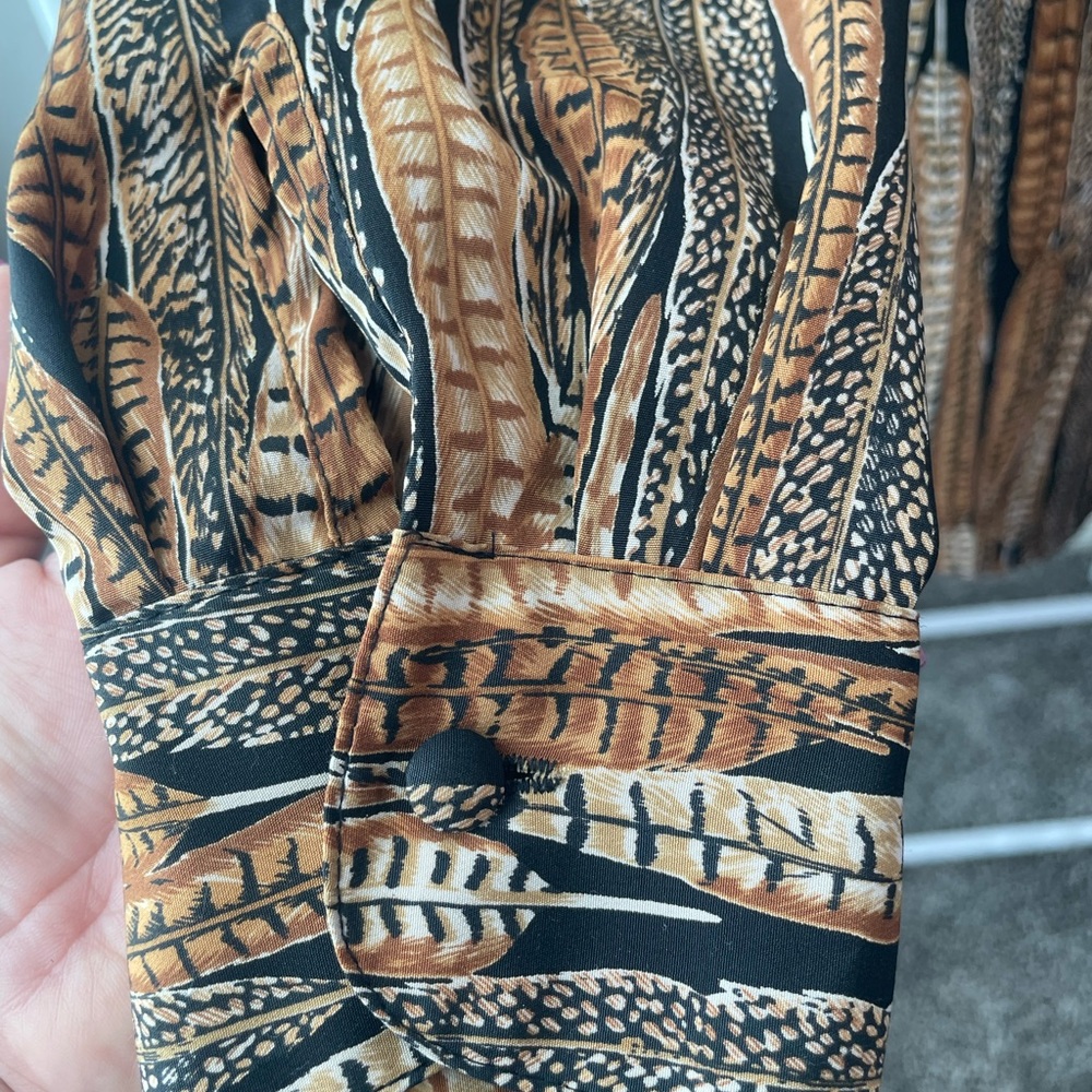 Vintage Le Caviar Feather Print Women's Blouse - Picture 3 of 5